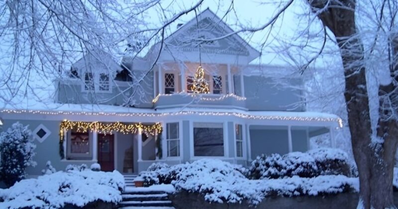 Home for the Holidays: Protecting Your Home While Traveling