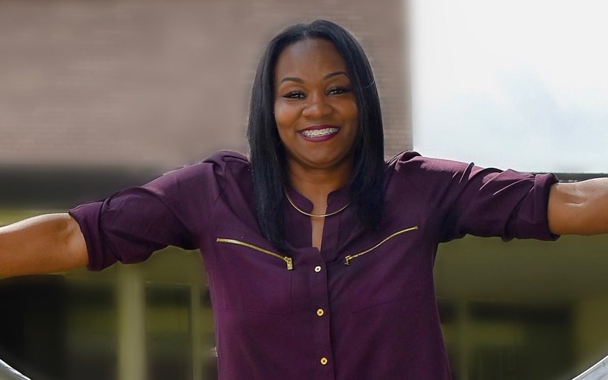 Yada Phillips smiling
